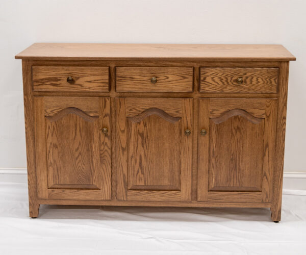 Traditional 3 Door Buffet